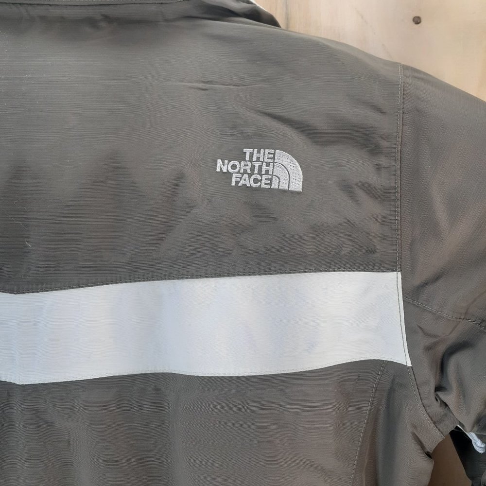 Women's The North Face HyVent Jacket Green and White (Missing Hood) - Med - Picture 4 of 12